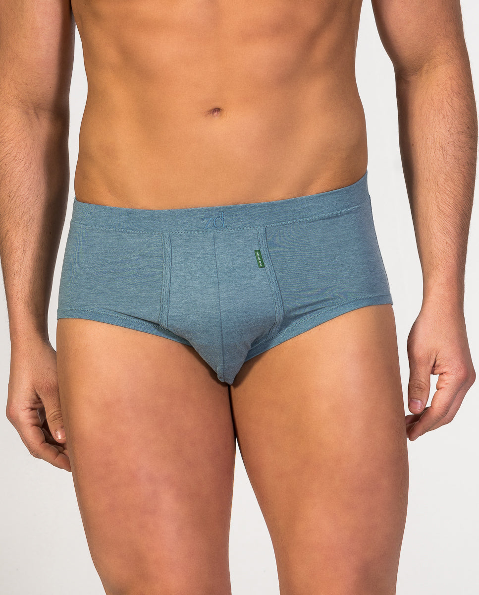 Fly front brief Saturno soya yarn