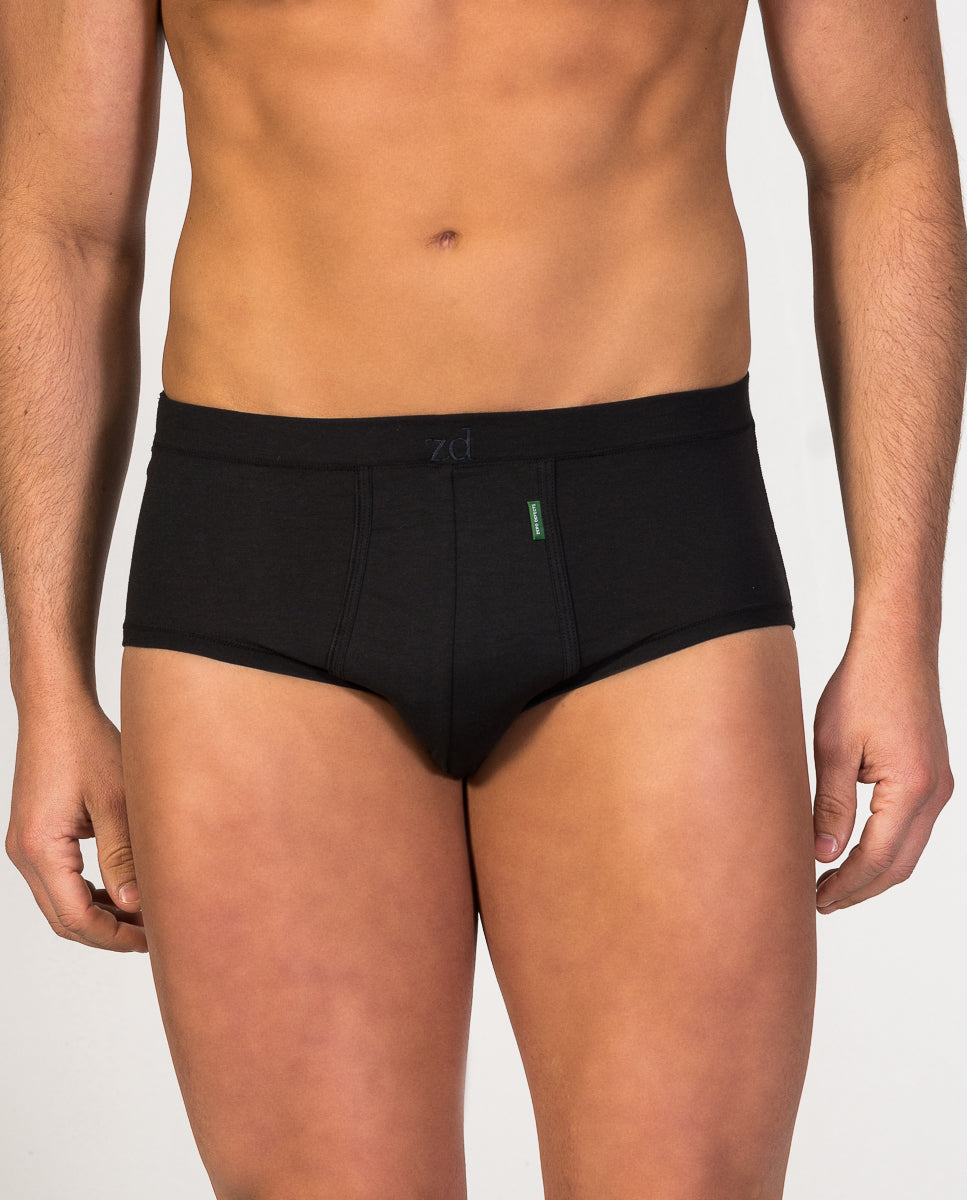 Fly front brief Saturno soya yarn