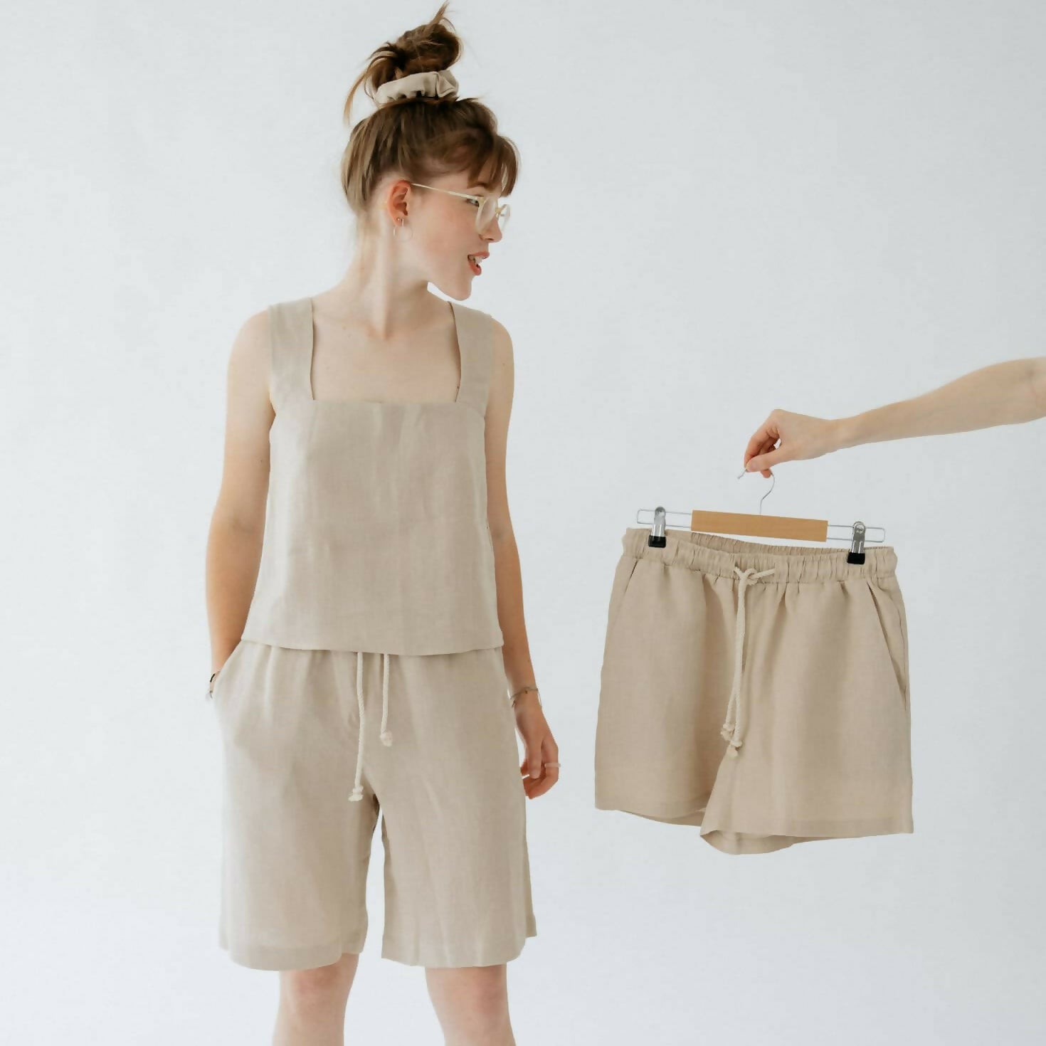 Linen shorts natural 2
