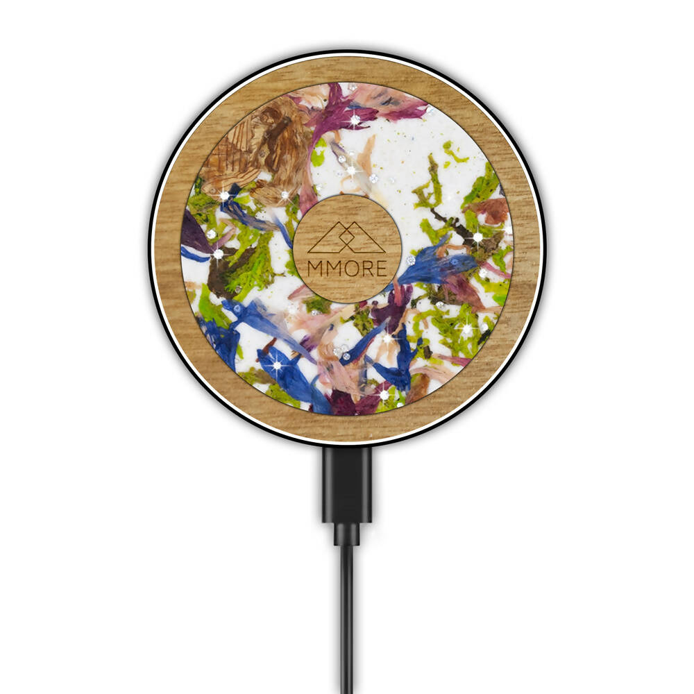 Big Wireless Charger - With Organic and Wood Materials
