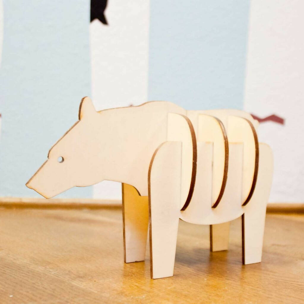Mhūka Forest / The Bear