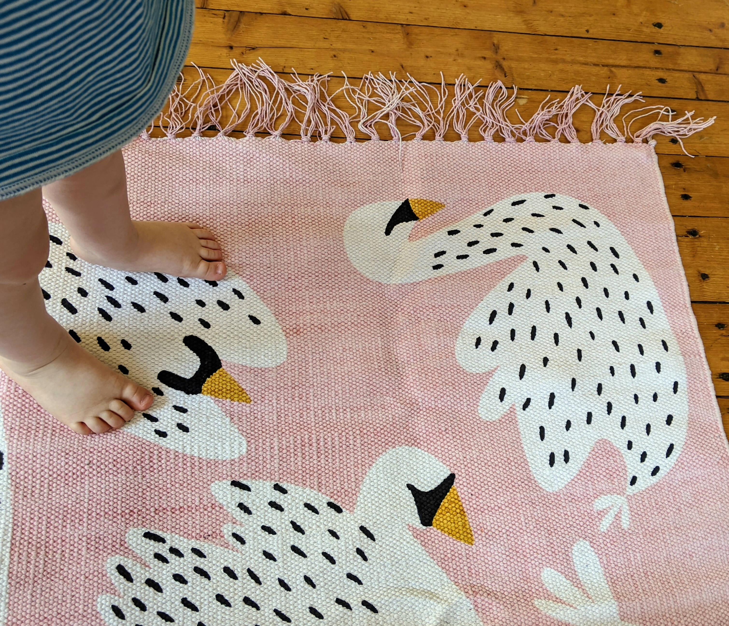 SWAN RUG